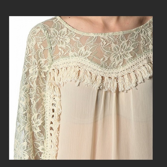 Beautiful Boho Handmade Boutique Lace Top - Picture 3 of 6